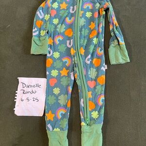 Little Sleepies Lucky zippy